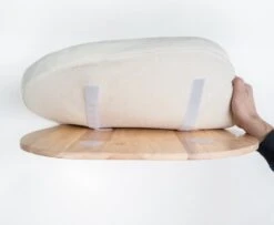 RHRQuality Wandmeubel Wandmontage Klimmuur Kat 53 X 43cm Luxe Kattenbed Creme Wand Muur Krabpaal Katten Muurbevestiging -Dierenwinkel 1200x985